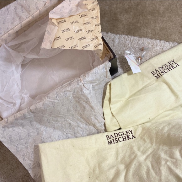 BADGLEY MISCHKA Jewel Satin Ankle Pump - Picture 7 of 8